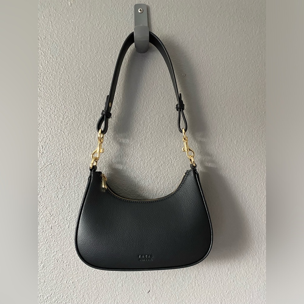 New In Dust Bag Freja Roma Shoulder Bag in Black - Picture 2 of 16